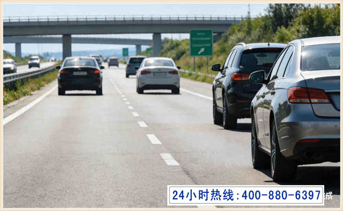 西工长春拖车电话 西工长春拖车电话